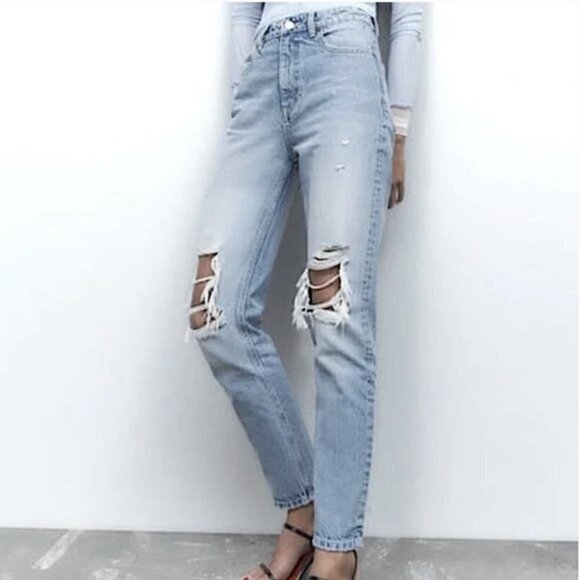 Zara High Waisted Mom Jeans Ripped Knee Straight Leg Size 4 - Picture 6 of 6